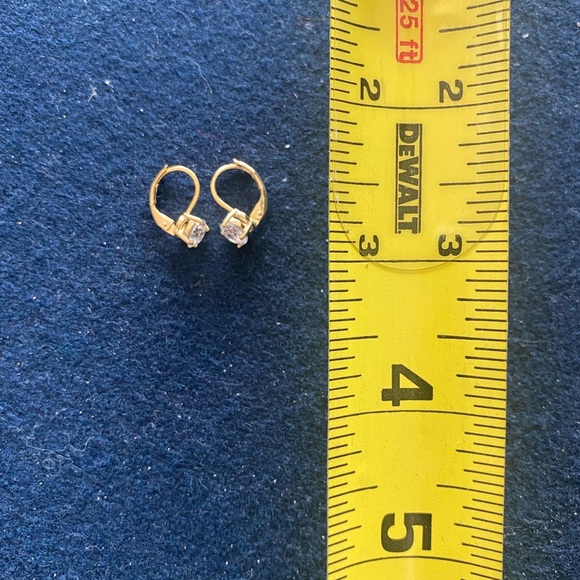 NWT 😍DAINTY and DARLING hoop earrings! 😍 - Picture 4 of 7